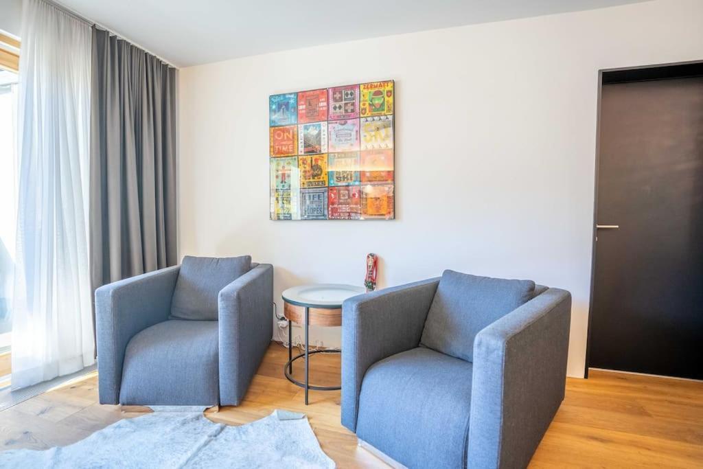 Moderne Wohnung Mit Ausblick Und Viel Sonne เซอร์แมท ภายนอก รูปภาพ